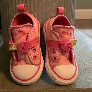 Toddler Girls converse size 5c